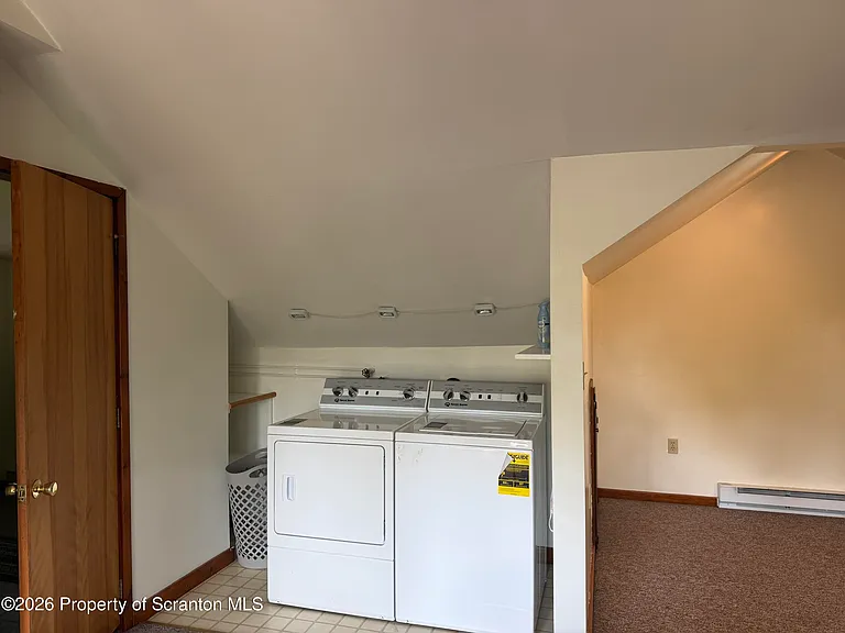 16272-2 Highway 407 — Photo 12