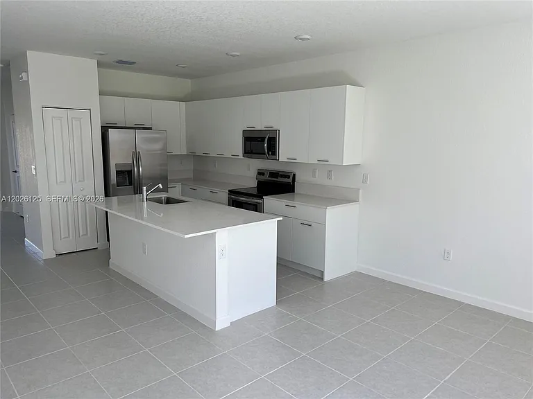 2340 NW 130th Ter — Photo 22