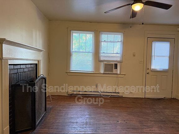 2nd image of 3427 Navajo St