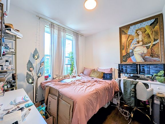 4th image of 1336 Dekalb Ave #3F
