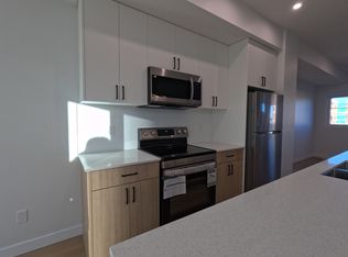 18120 28th Ave SW #62, Edmonton, AB