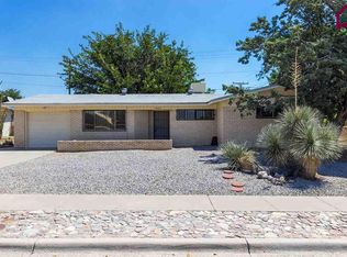 1945 Gladys Dr, Las Cruces, NM 88001