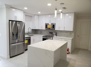 9632 SW 12th Ct, Boca Raton, FL 33428