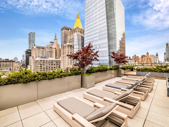 407 Park Avenue South image 6 of 7