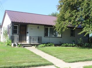 121 Clark St, Watertown, WI 53094