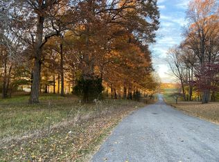 5762 Fulton Rd, Springfield, TN 37172