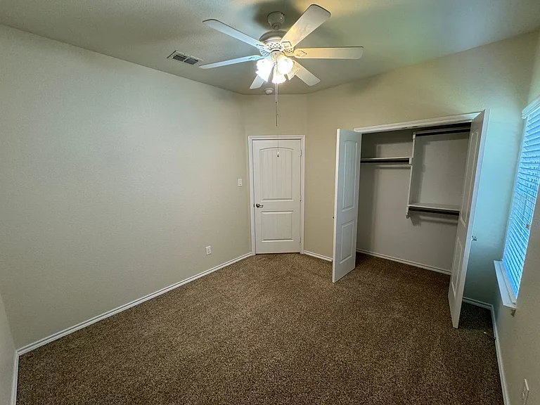 3020 Tamarack Ln — Photo 35