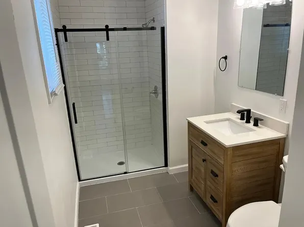 398 Pleasant St APT 2, Northampton, MA 01060