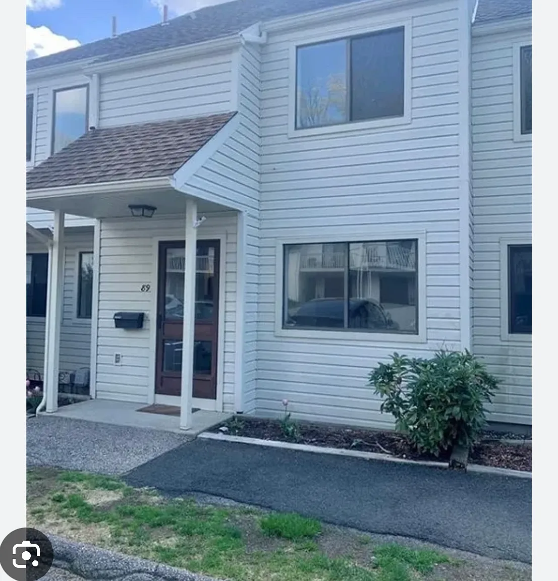 2 bed, 844 sqft, $2,300 — Photo 1