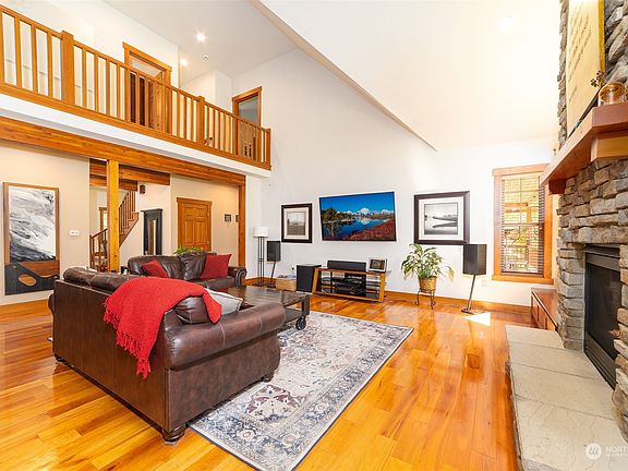 5th image of 11414 264th Avenue E