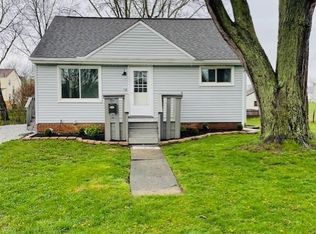 251 Ohio Ave, Louisville, OH 44641