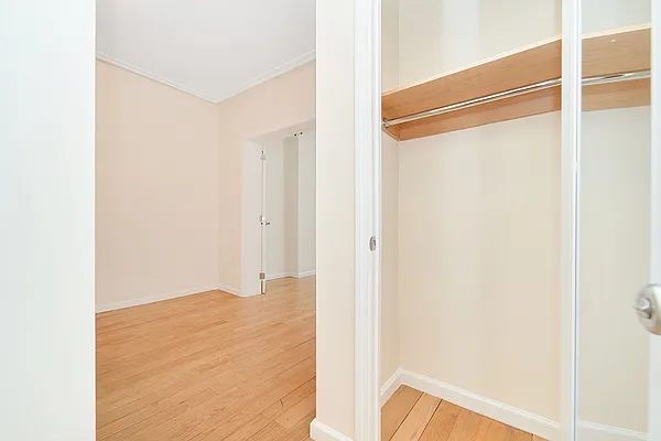 Rented by Living New York | media 5