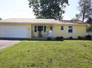 56848 Bow Dr, Three Rivers, MI 49093