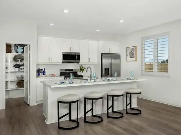 1624 E Avenue H #7, Lancaster, CA 93535