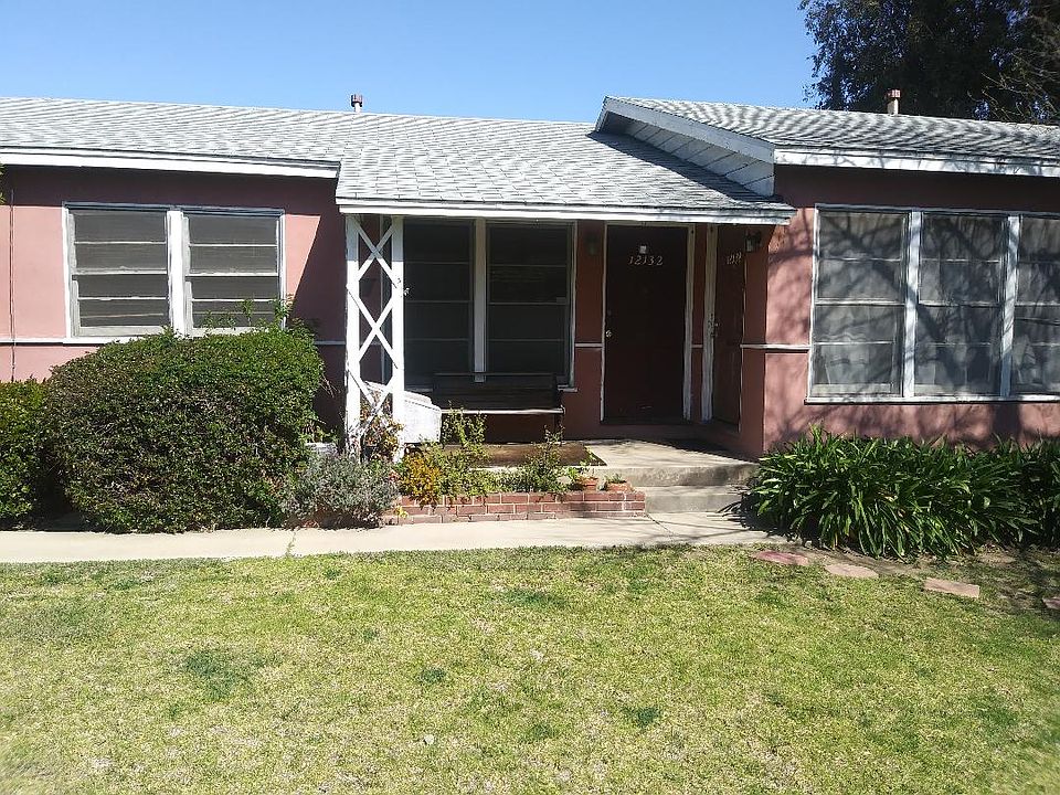 1st image of 12138 Mitchell Ave #12138