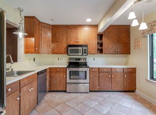 1545 Birnam Dr, Charlottesville, VA 22901