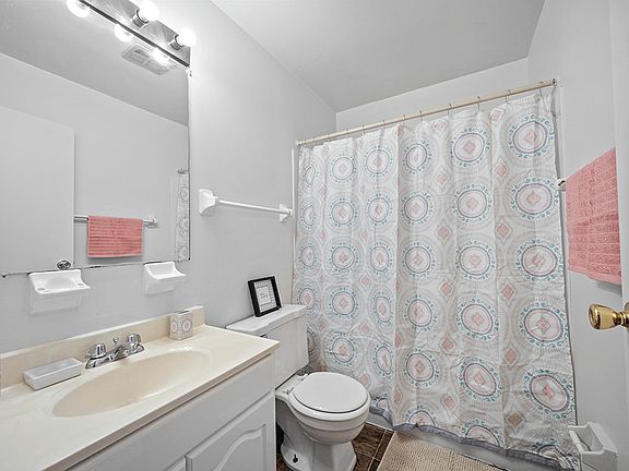 Well-Lit Vanities & Bathrooms