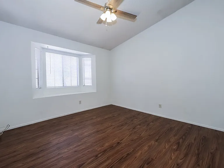 10043 E Bryonwood Ln — Photo 3