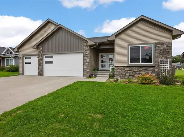 4523 Luke Dr, Iowa City, IA 52246