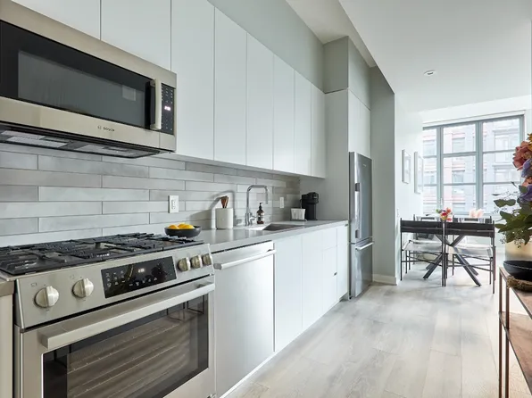 160 Front Street image 28 of 29