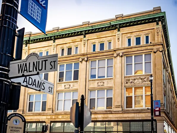 301 S Walnut St APT 304, Muncie, IN 47305