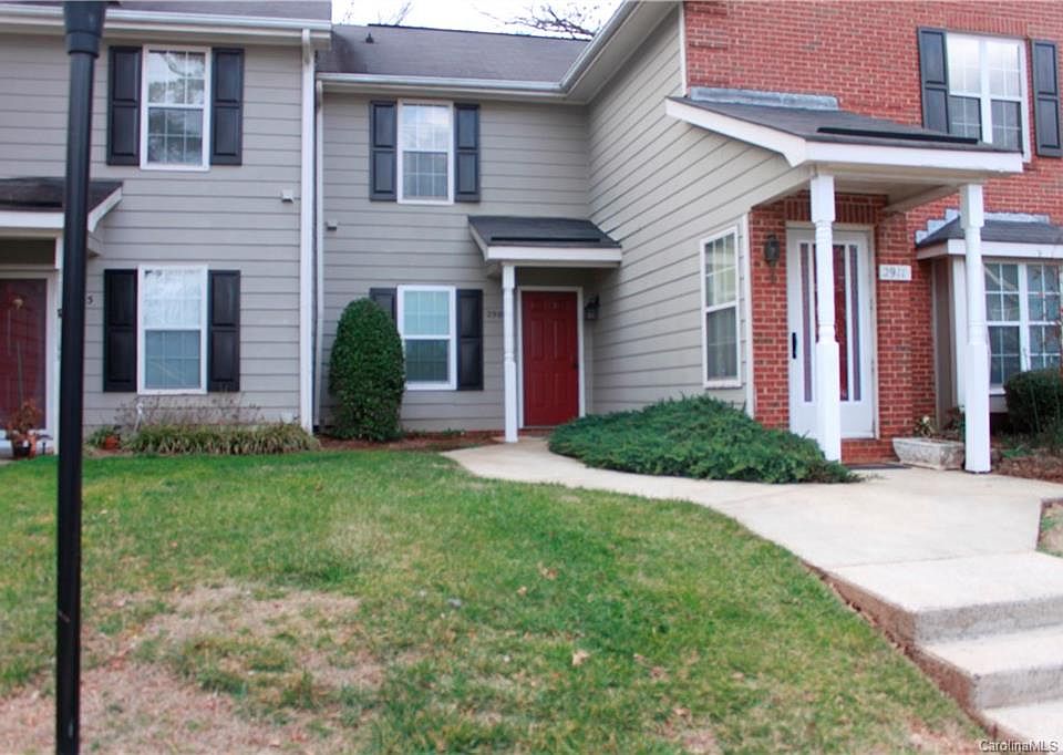 1st image of 2909 Iron Gate Ln #2909
