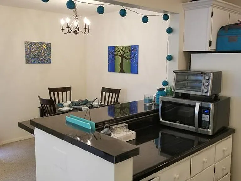 University Park Apartments near Cornell University — Photo 202