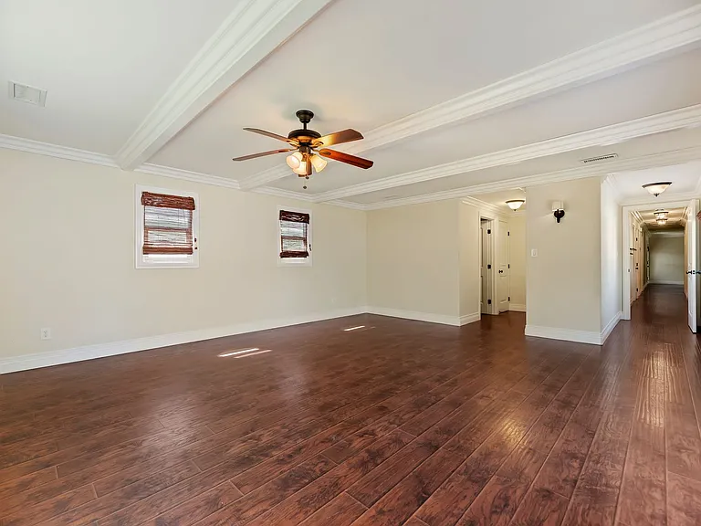 4570 Emerson St — Photo 27