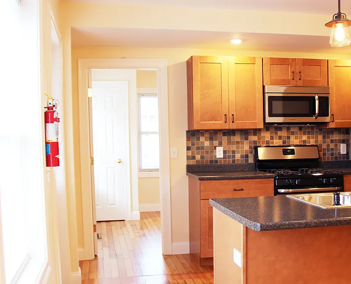 40 Blodgett St — Photo 6