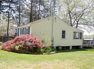 14 Viewpoint Dr, Ashford, CT 06278