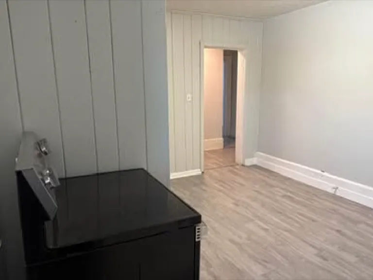 203 Randolph Ave #5 — Photo 5