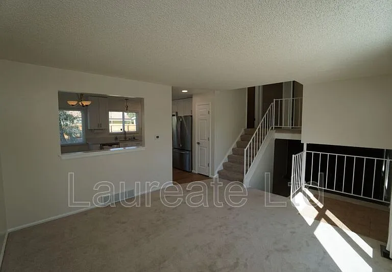 1155 Fern St — Photo 3