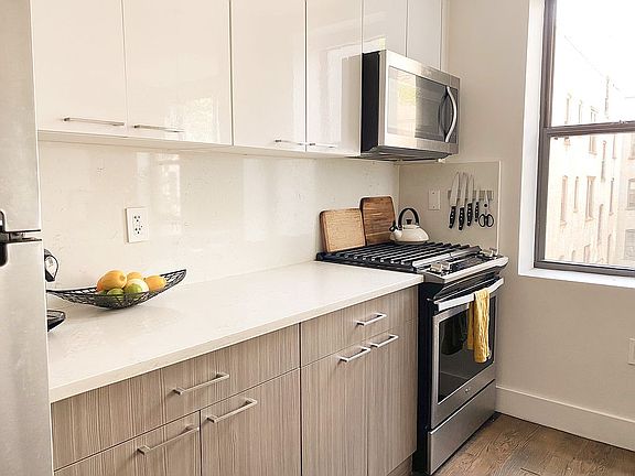 3rd image of 61 Martense St APT 3H