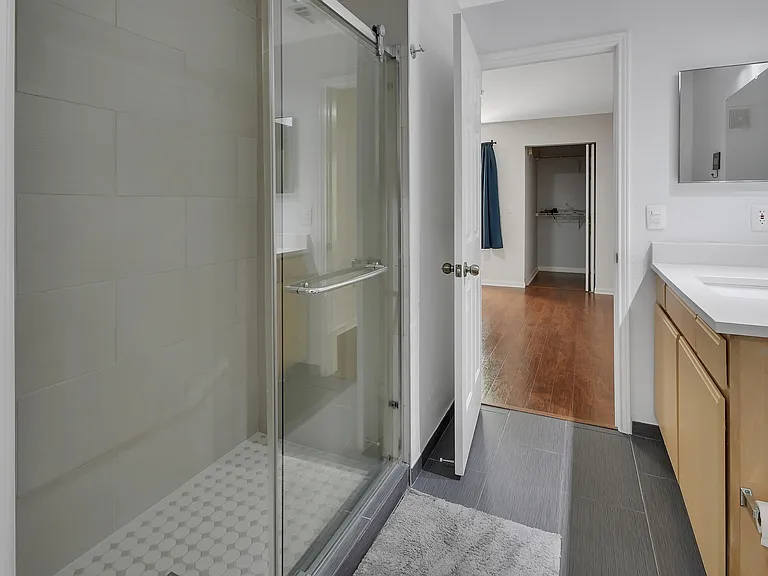 940 Village Trl #8-206 — Photo 12