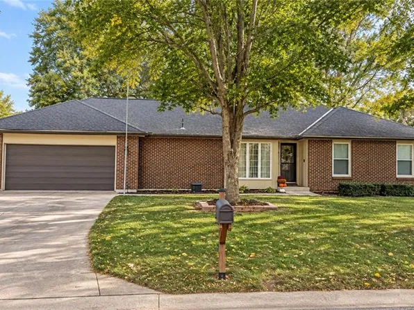 6523 Goode Dr, Shawnee, KS 66216