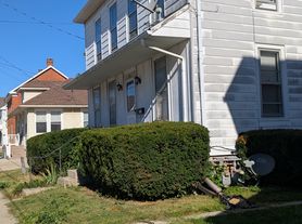 556 Baer Ave, Hanover, PA