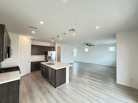 3rd image of 4226 Rancho Crossing St