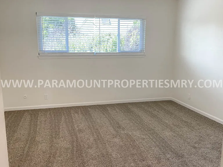 410 Riker St — Photo 7