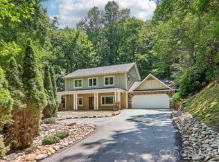 10 Cedar Dr, Mills River, NC 28759