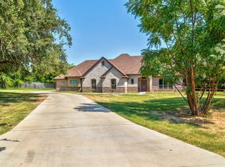 4407 Two Creek Ct, Granbury, TX 76049