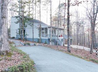 2 Captain Ln, Salem, SC 29676