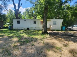 1641 Frilot St #4, Opelousas, LA 70570