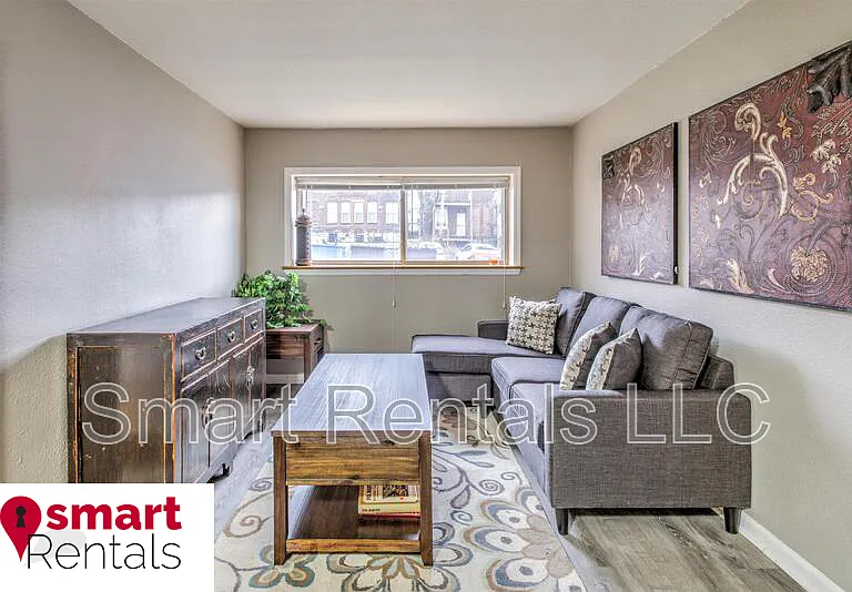 3850 Park Ave #8 — Photo 5