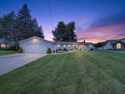 600 Acorn Trl, Horton, MI, 49246
