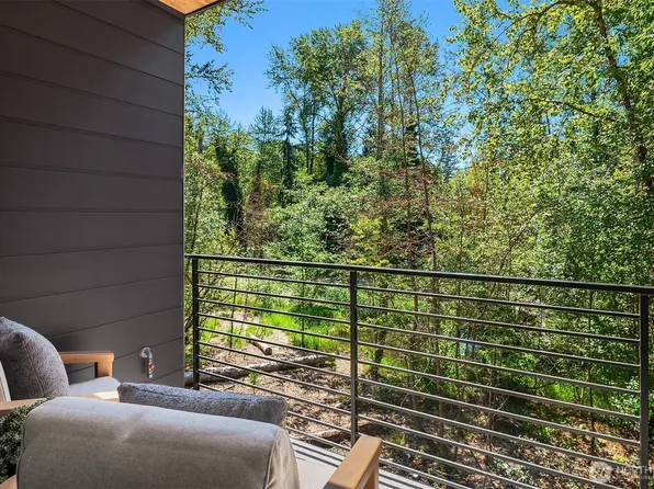 14821 Site 11 NE 2nd Court, Bellevue, WA 98007