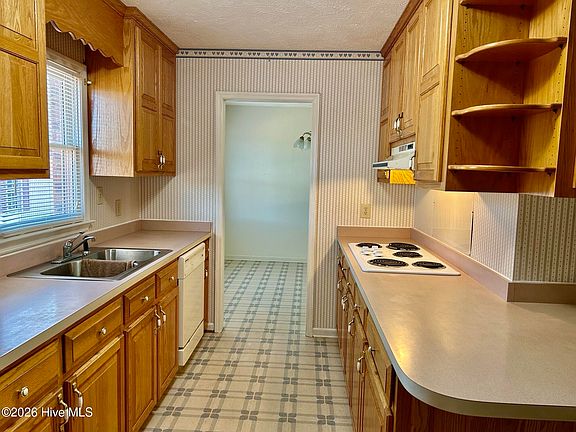 5th image of 12500 Muirfield Drive