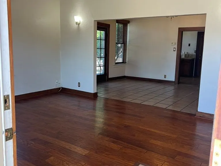 22220 G St — Photo 37