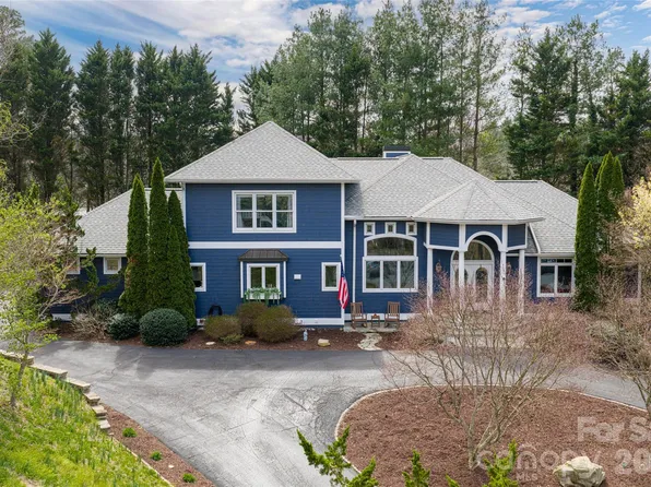 6 Oxford Ct, Asheville, NC 28804