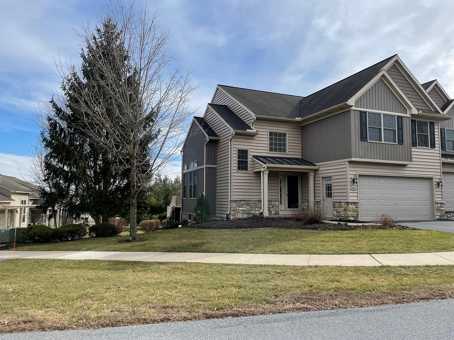 221 Fieldcrest Ln, Ephrata, PA 17522 Zillow