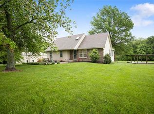 9723 E Clarksboro Dr, Liberty, MO 64068
